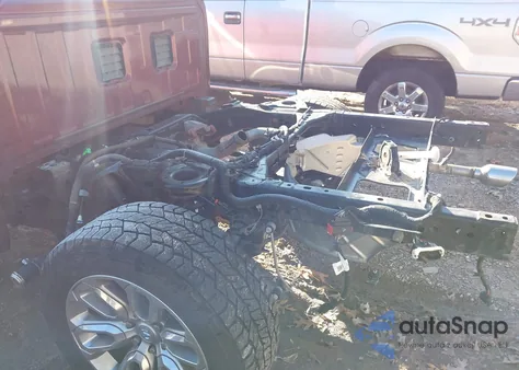 2022 Ram 1500 Laramie 4X4 5'7 Box z USA, uszkodzony, nr VIN 1C6SRFJT7NN269186